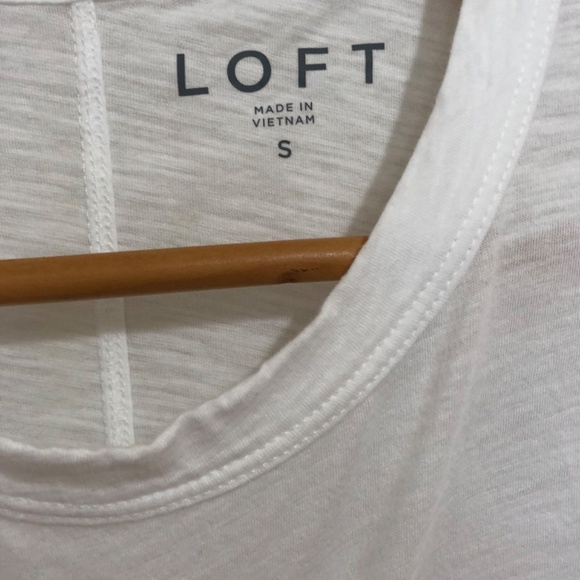 4 items blouse/ shirt - Picture 5 of 8